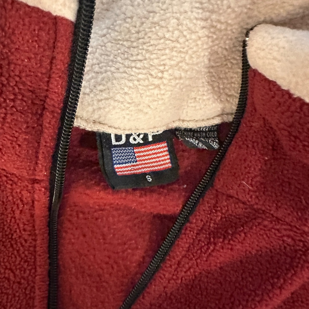 Red SF Fleece - Picture 4 of 7